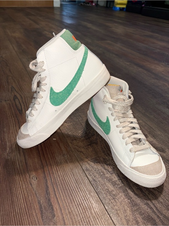 Nike Shoes - Nike Blazer Mid '77 Vintage Sail Stadium Green FD0759-133 GS Size 6.5Y Woman’s 8